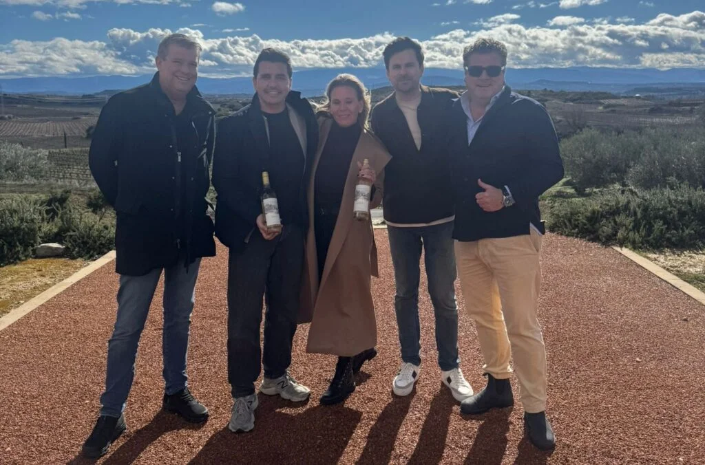 Jan Smit en het Vino Herrero gezelschap in Spanje